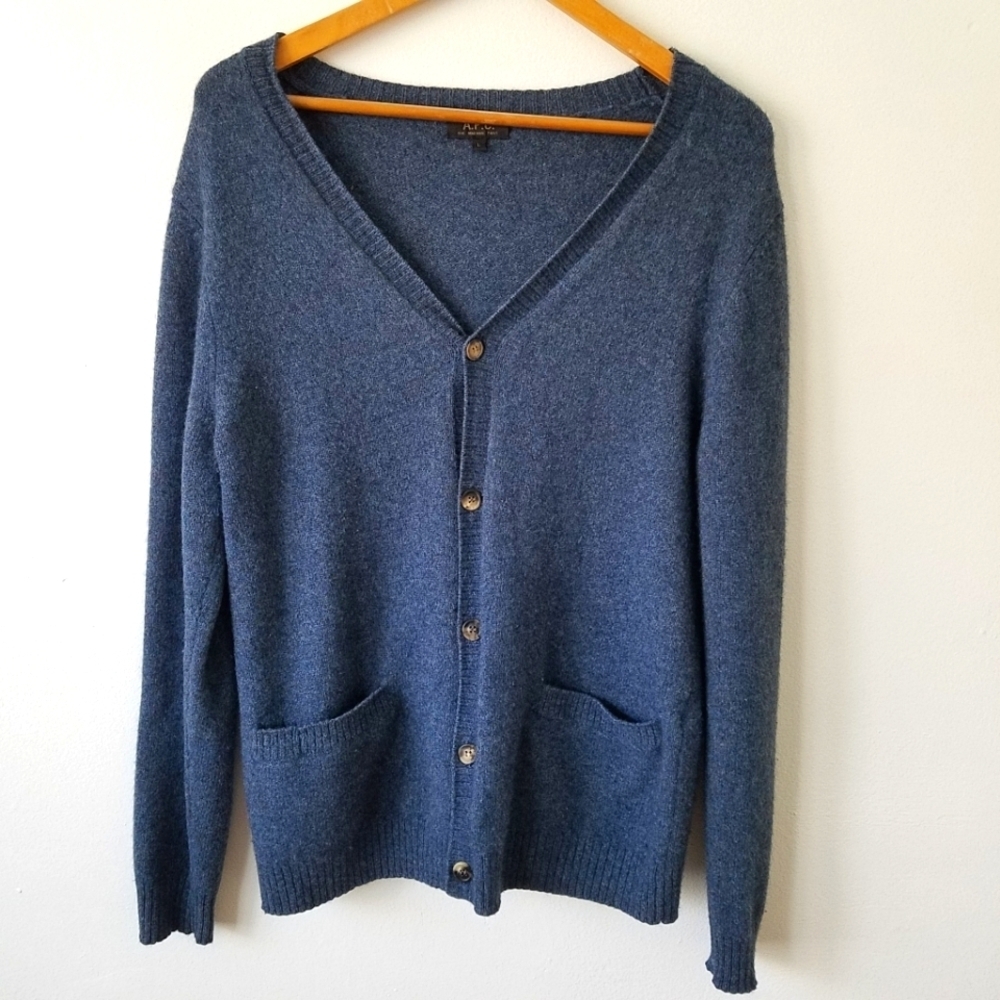 A.P.C 100% Merino Wool Classic V-Neck Button Front Cardigan Sweater Large